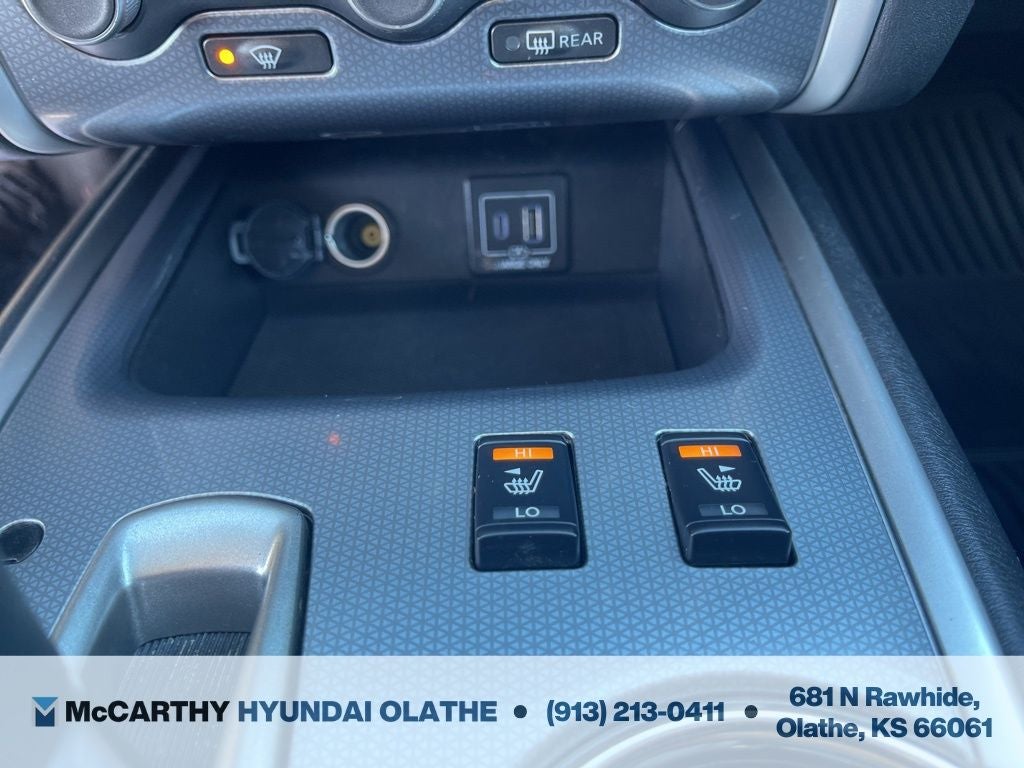 2019 Nissan Pathfinder SL