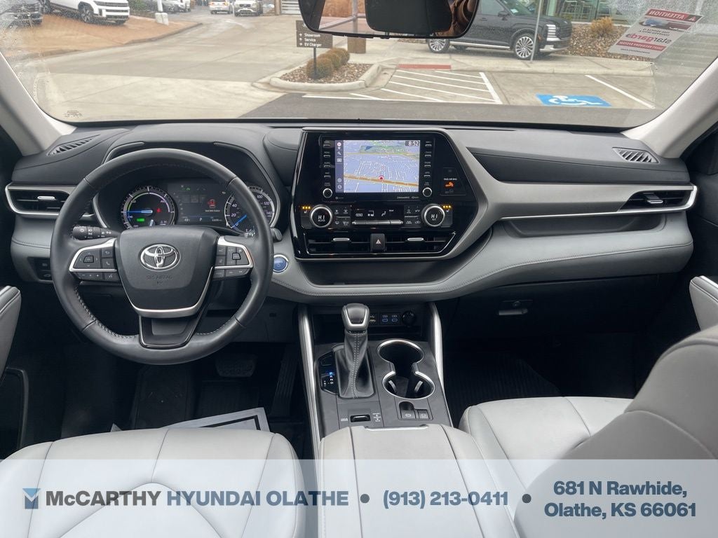 2022 Toyota Highlander Hybrid XLE