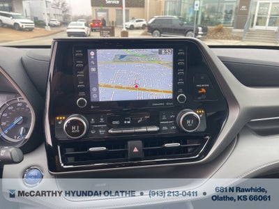 2022 Toyota Highlander Hybrid XLE