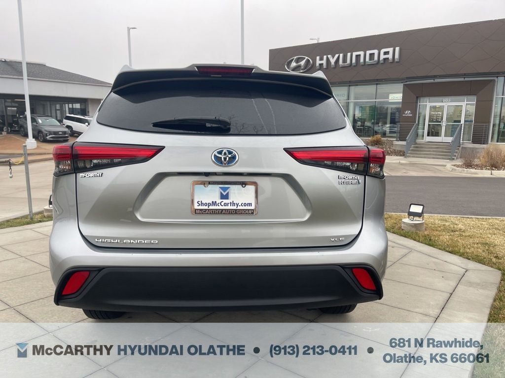 2022 Toyota Highlander Hybrid XLE