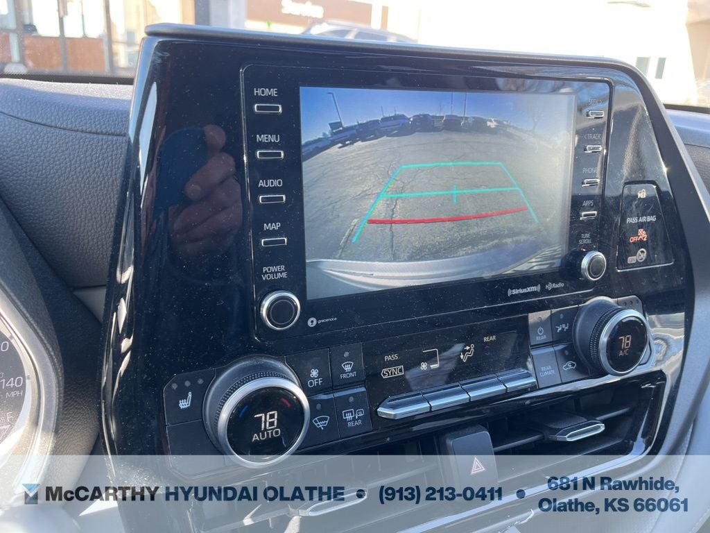 2022 Toyota Highlander Hybrid XLE