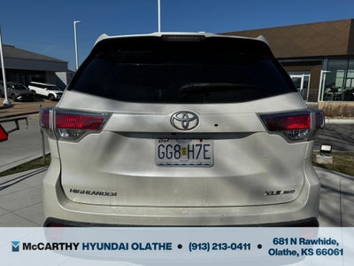 2016 Toyota Highlander XLE V6