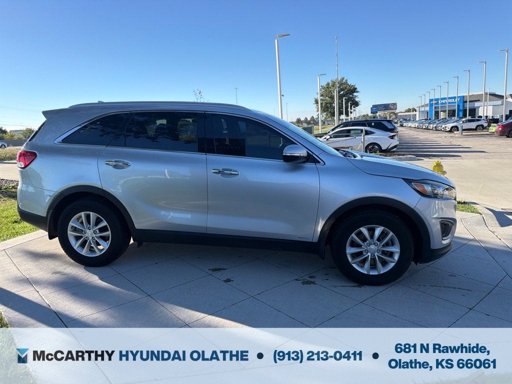 2017 Kia Sorento LX