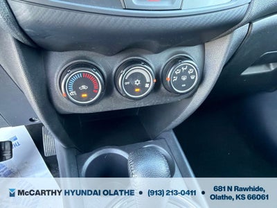 2016 Mitsubishi Outlander Sport Base