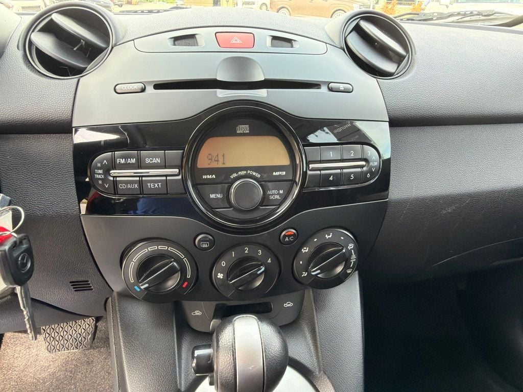 2011 Mazda Mazda2 Touring