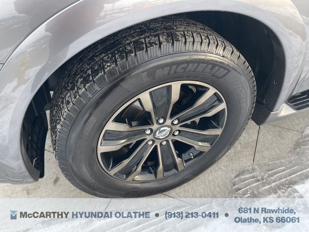 2017 Nissan Armada Platinum