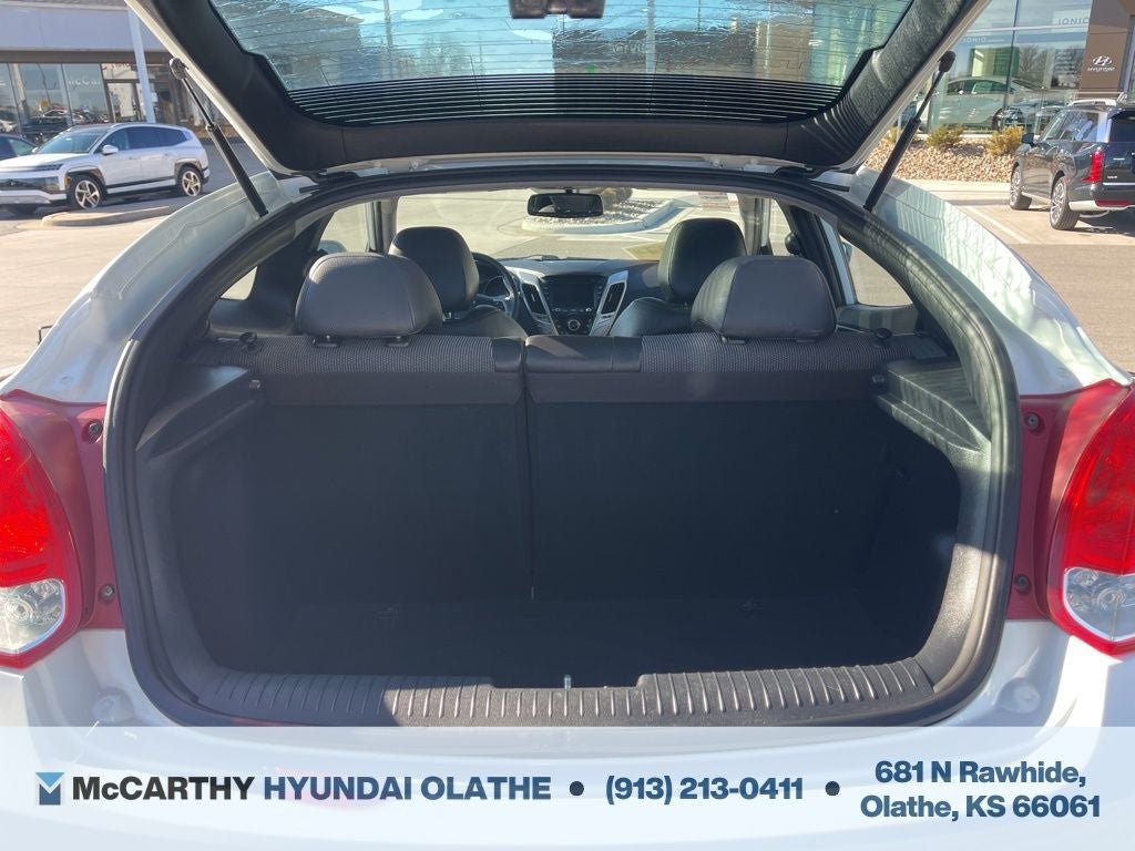 2013 Hyundai Veloster Base w/Black