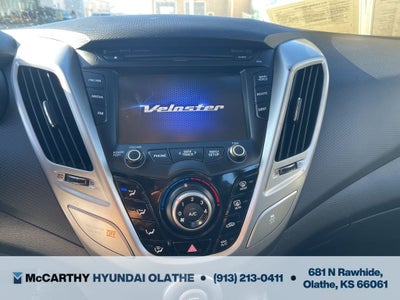 2013 Hyundai Veloster Base w/Black