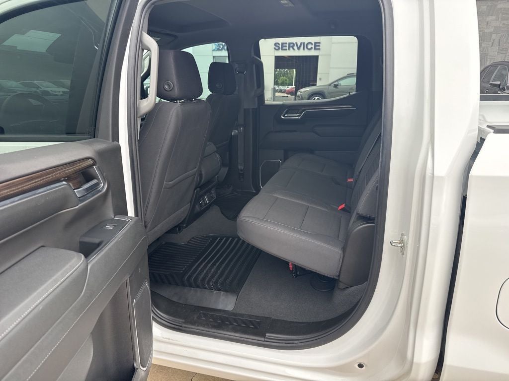 2024 Chevrolet Silverado 1500 LT LT1