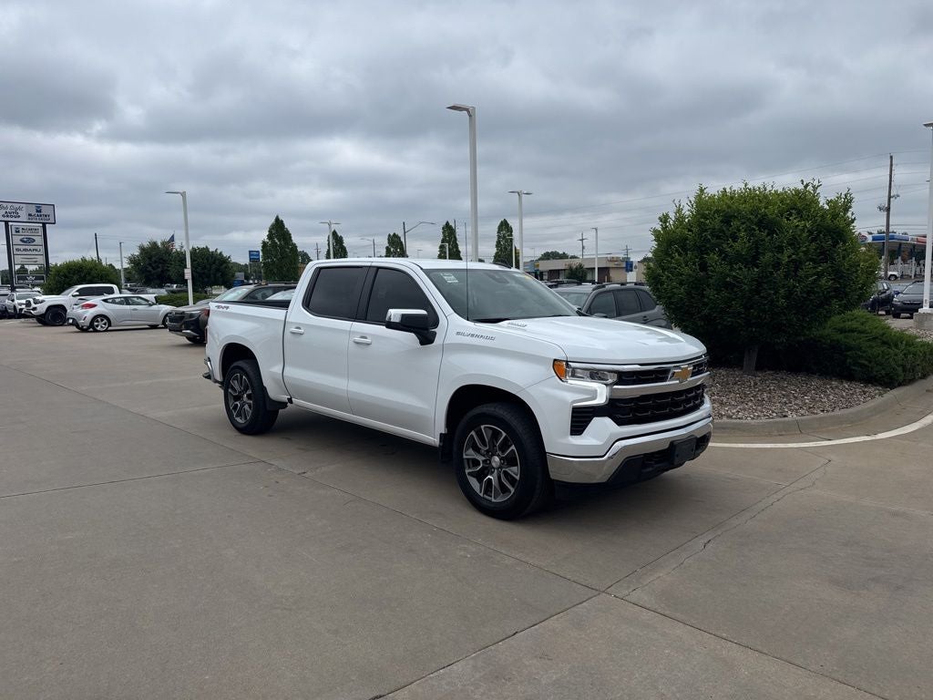 2024 Chevrolet Silverado 1500 LT LT1