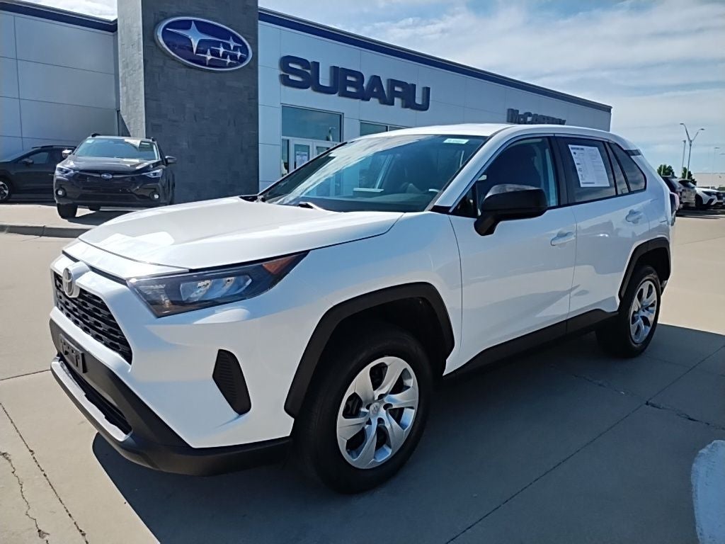 2022 Toyota RAV4 LE