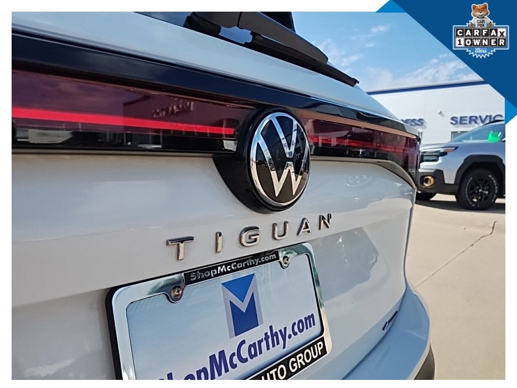 2025 Volkswagen Tiguan 2.0T SE