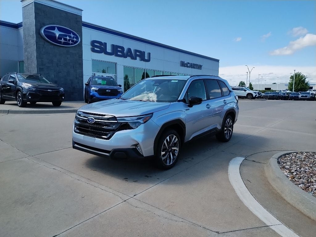 2026 Subaru Forester Touring Hybrid's photo