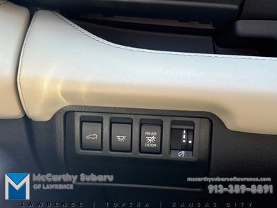 2027 Subaru Ascent Limited Package 32