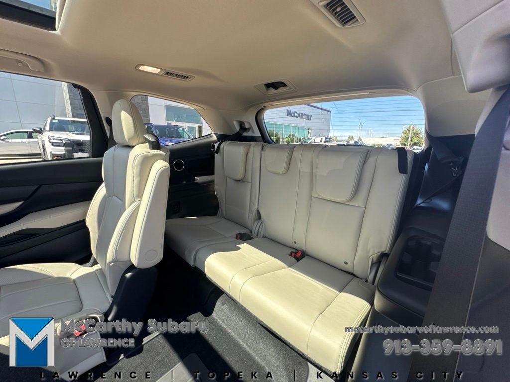 2027 Subaru Ascent Limited Package 32