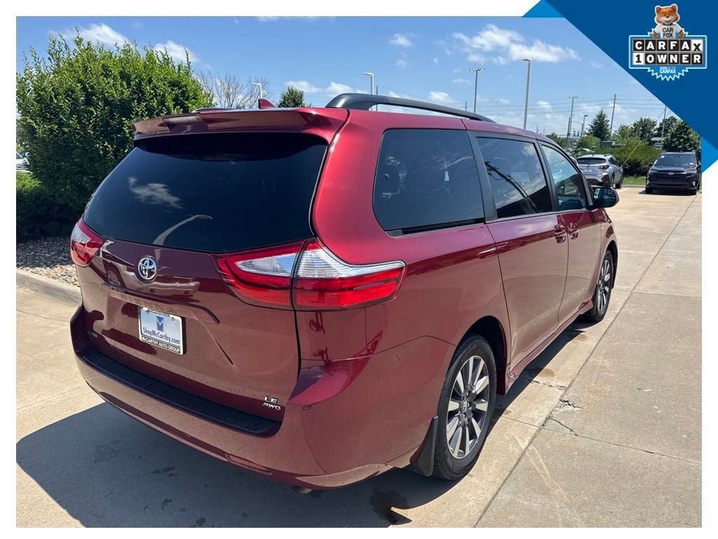 2018 Toyota Sienna LE 7 Passenger