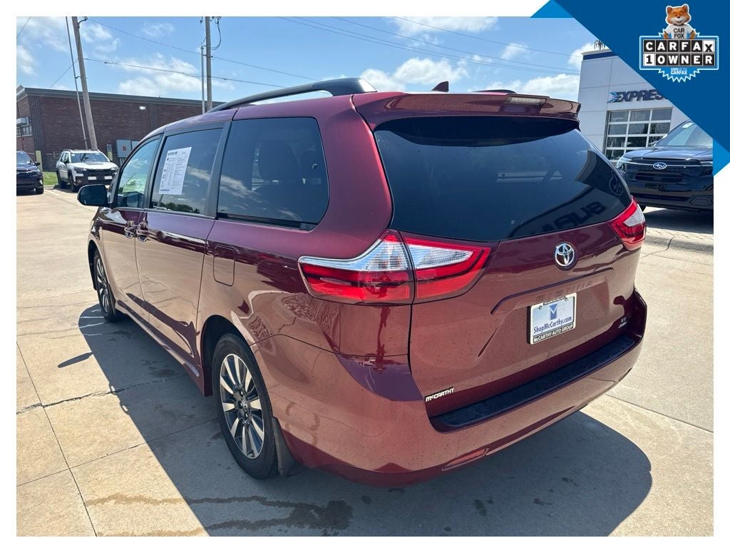 2018 Toyota Sienna LE 7 Passenger