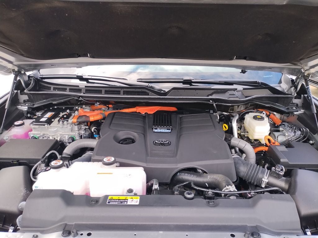 2025 Toyota Tundra Hybrid 1794 Edition