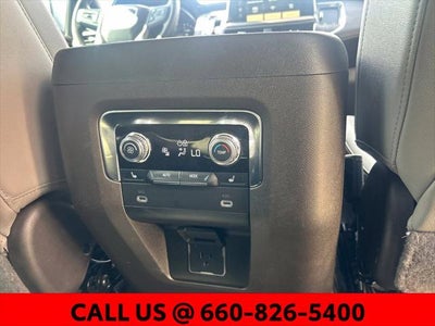2024 GMC Yukon SLT