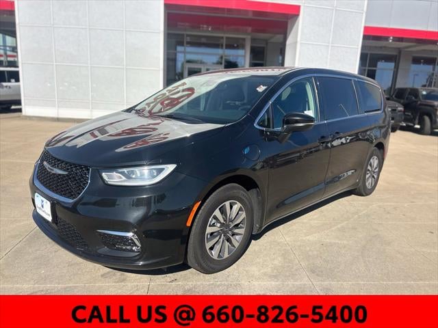 2023 Chrysler Pacifica Hybrid Touring L