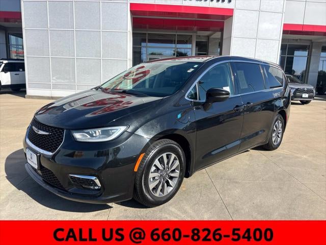 2023 Chrysler Pacifica Hybrid Touring L