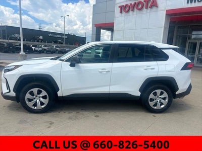 2023 Toyota RAV4 LE