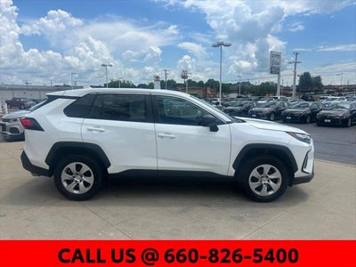 2023 Toyota RAV4 LE