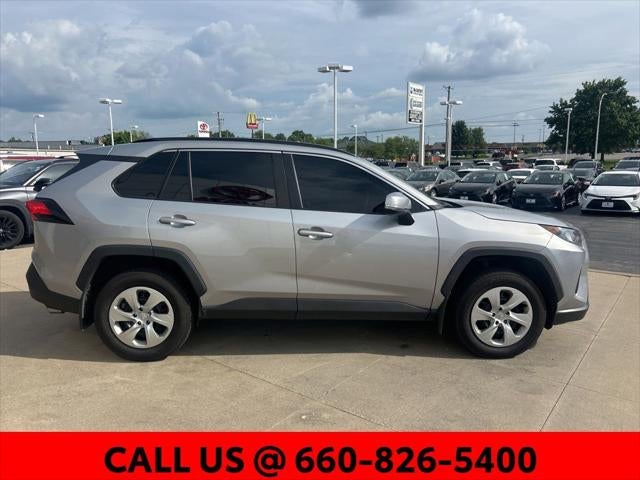 2020 Toyota RAV4 LE