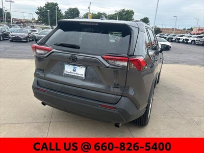 2020 Toyota RAV4 LE