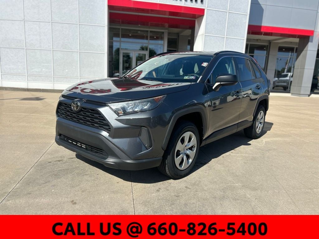 2020 Toyota RAV4 LE