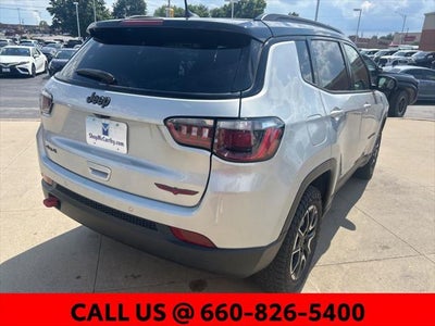 2025 Jeep Compass Trailhawk