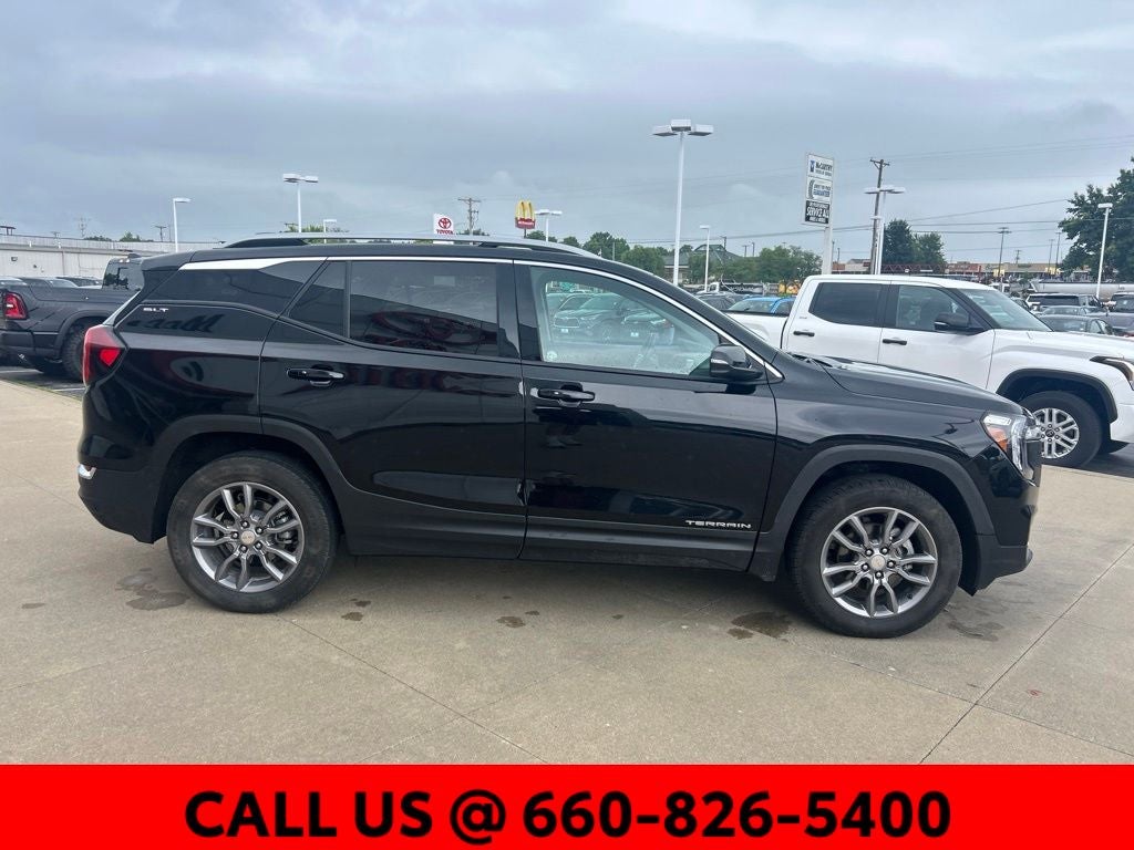 2024 GMC Terrain SLT