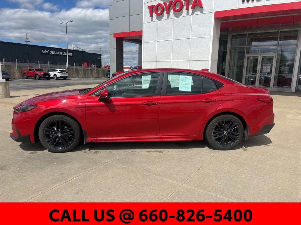 2025 Toyota Camry SE