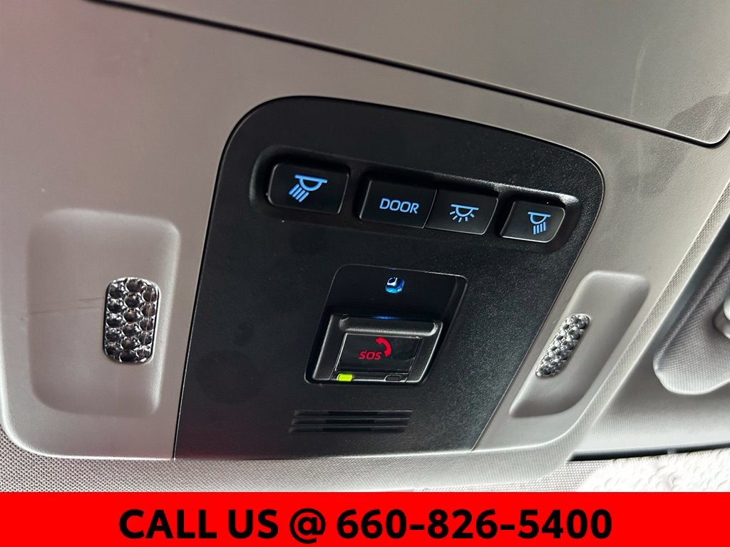 2023 Toyota Camry Hybrid XSE