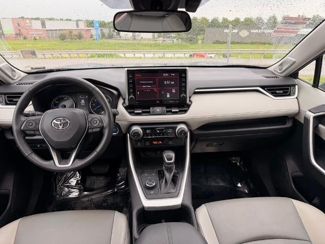 2022 Toyota RAV4 Hybrid XLE Premium
