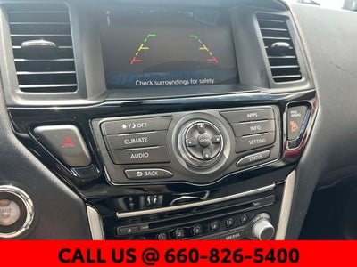 2020 Nissan Pathfinder SV