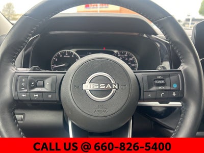 2025 Nissan Pathfinder SL