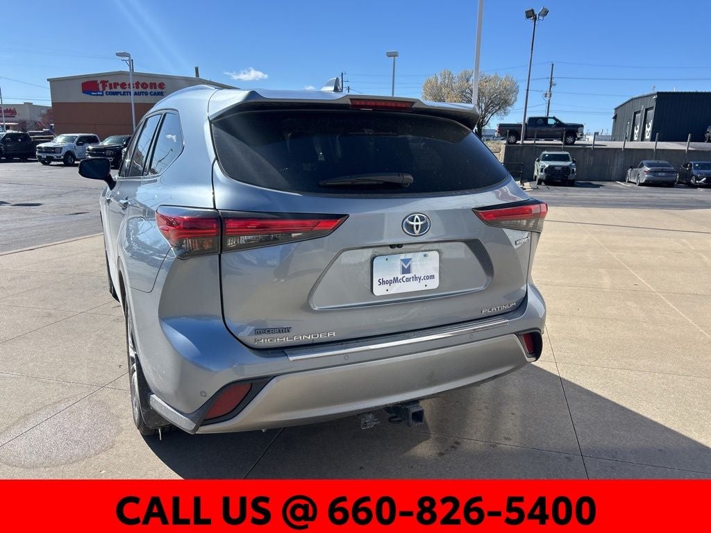 2021 Toyota Highlander Hybrid Platinum