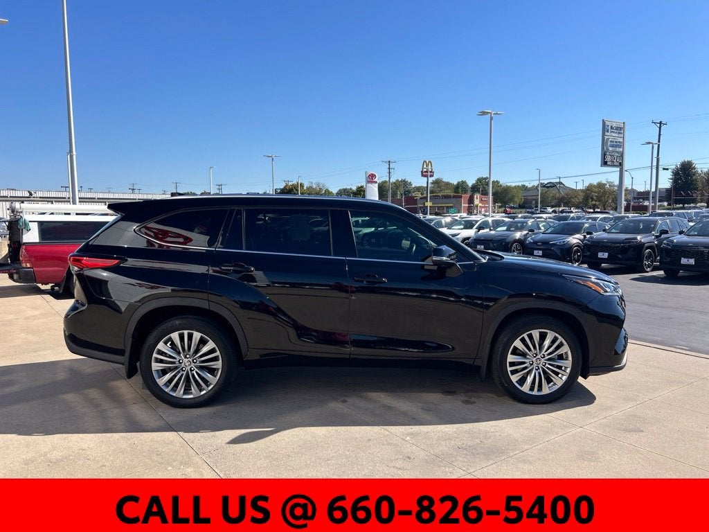 2023 Toyota Highlander Platinum