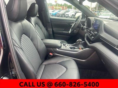 2025 Toyota Highlander XSE
