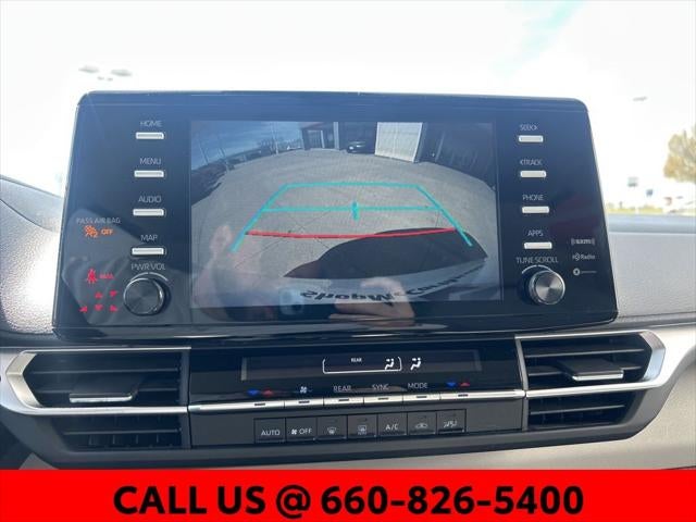 2024 Toyota Sienna LE 8 Passenger