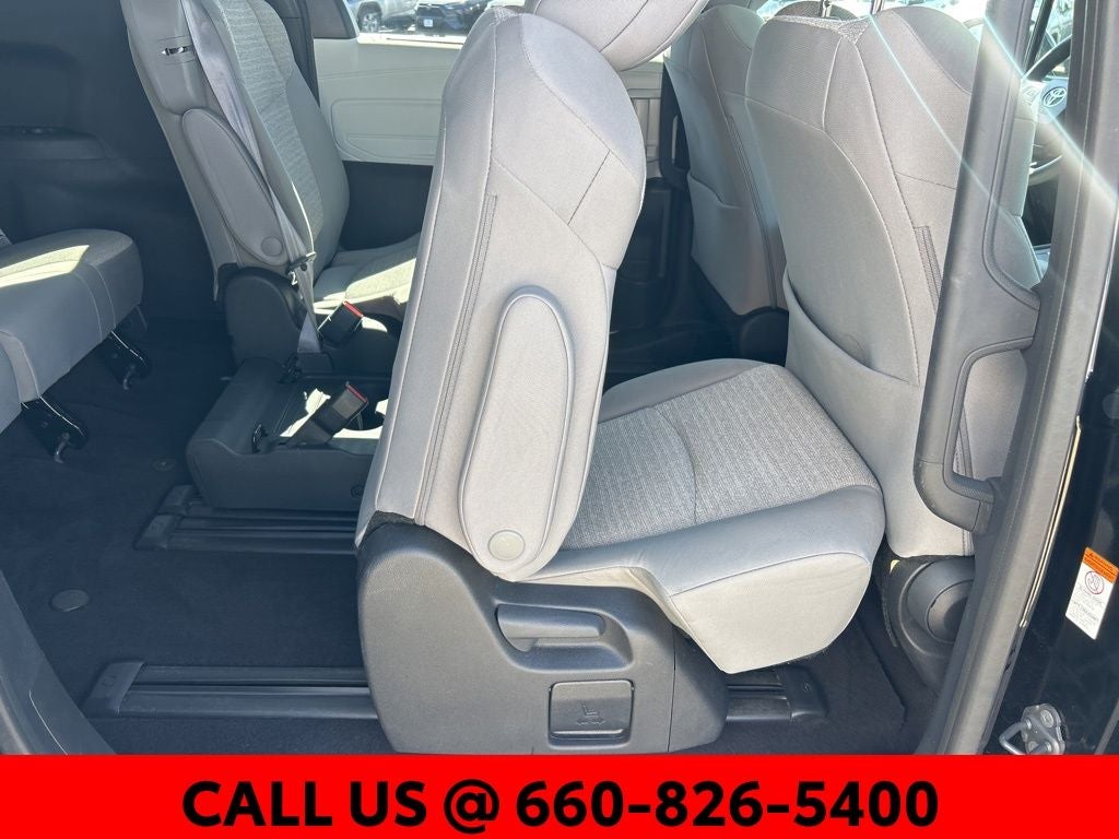 2025 Toyota Sienna LE 8 Passenger