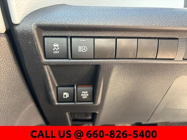 2025 Toyota Sienna LE 8 Passenger