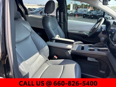 2025 Toyota Sienna LE 8 Passenger