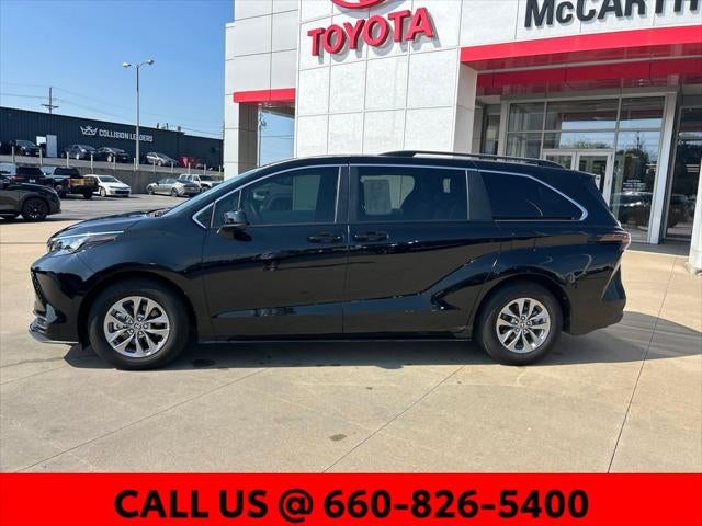 2025 Toyota Sienna LE 8 Passenger