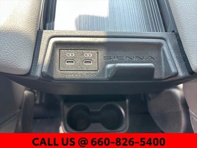 2025 Toyota Sienna LE 8 Passenger