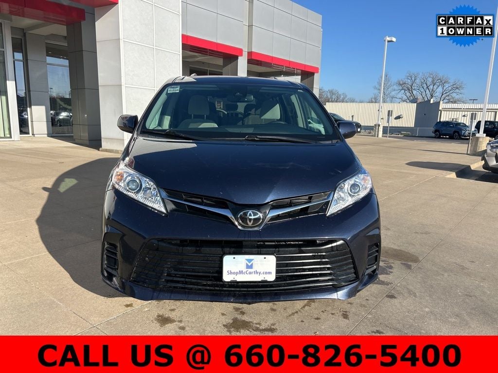 2018 Toyota Sienna LE 8 Passenger