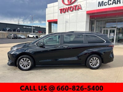 2023 Toyota Sienna XLE 8 Passenger