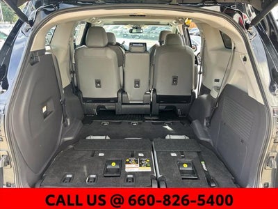 2023 Toyota Sienna XLE 8 Passenger