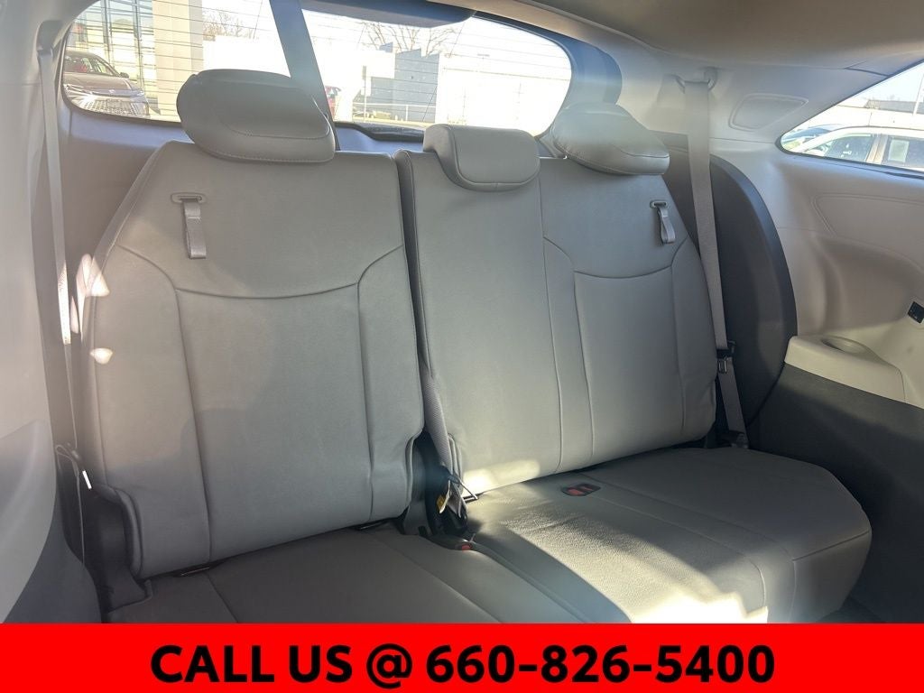 2022 Toyota Sienna Limited 7 Passenger